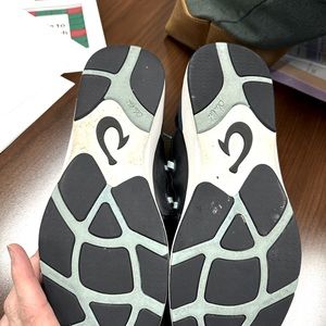 Olukai Women’s shoes 8M